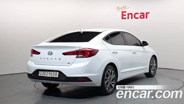 Hyundai The New Avante AD 2