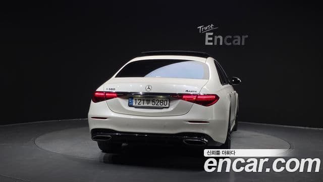 Mercedes-Benz S-Class W223 3