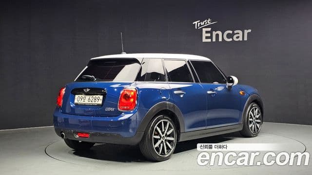 MINI Cooper 2