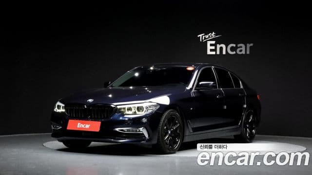 BMW 5 Series (G30)