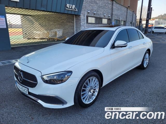 Mercedes-Benz E-Class W213 3