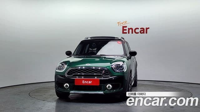 MINI Cooper S Countryman 3
