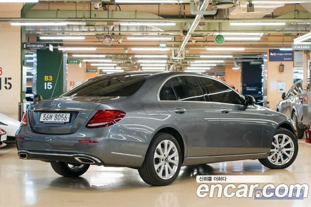 Mercedes-Benz E-Class W213 2