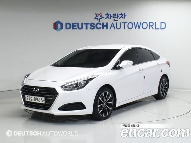 Hyundai The New i40 살룬 — 1