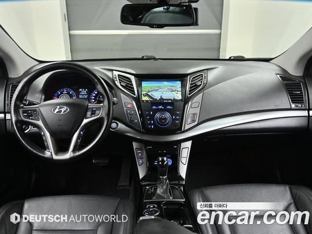 Hyundai The New i40 살룬 4