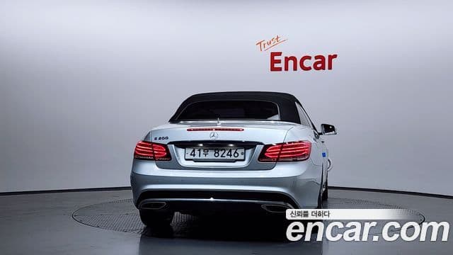 Mercedes-Benz E-Class W212 4