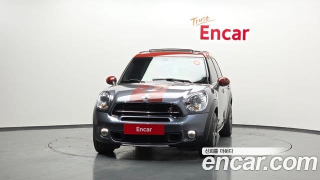 MINI Cooper SD Countryman 3