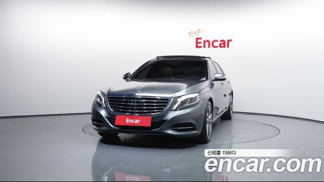 Mercedes-Benz S-Class W222 3