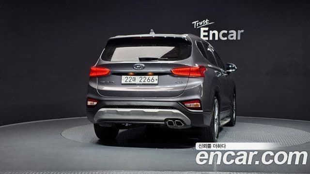 Hyundai Santa Fe TM 4