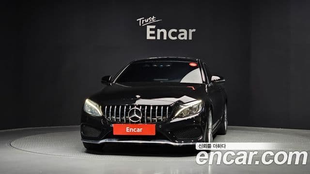 Mercedes-Benz C-Class W205 3