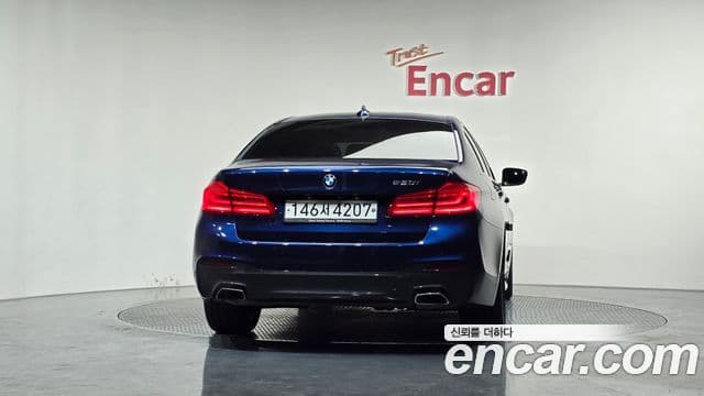 BMW 5 Series (G30) 3