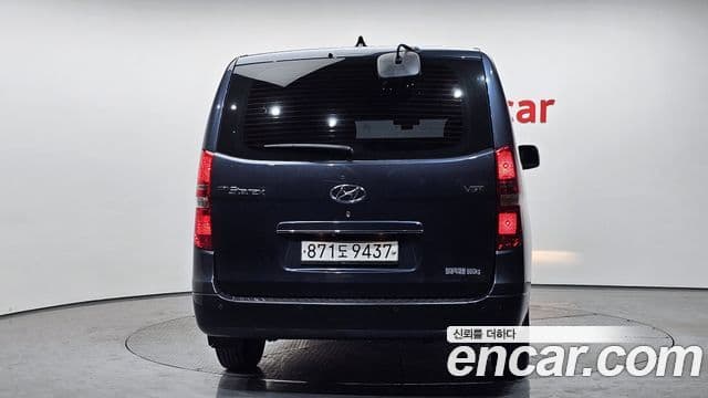 Hyundai Grand Starex 4