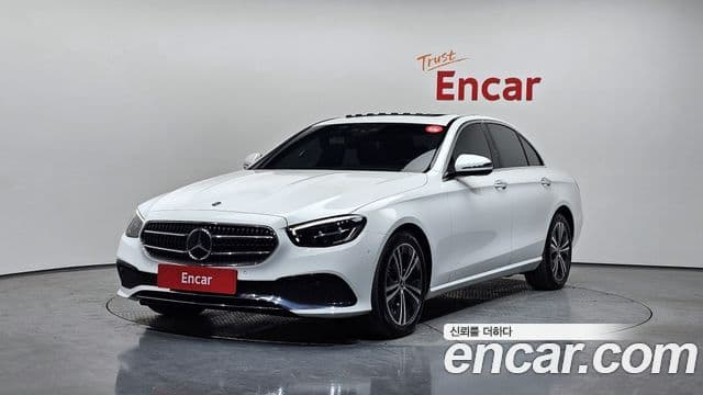 Mercedes-Benz E-Class W213 1