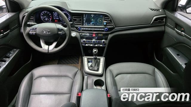 Hyundai The New Avante AD 4