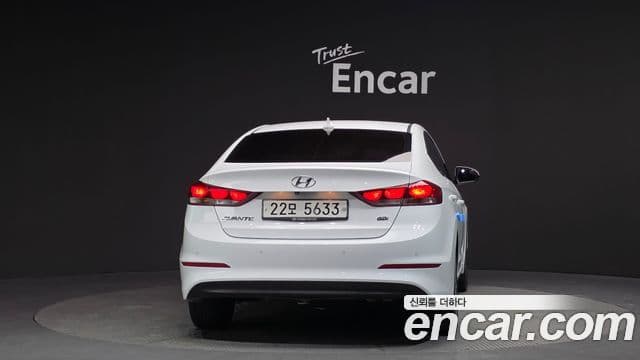 Hyundai Avante AD 4