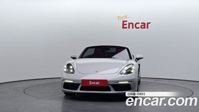 Porsche 718 Boxster 3