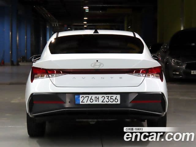 Hyundai The New Avante (CN7) 2