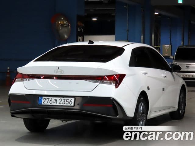 Hyundai The New Avante (CN7) 3