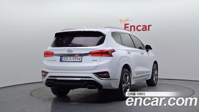 Hyundai Santa Fe TM 2