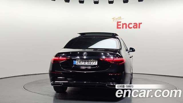 Mercedes-Benz S-Class W223 3