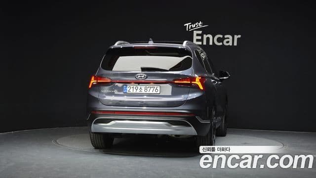 Hyundai The New Santa Fe 3