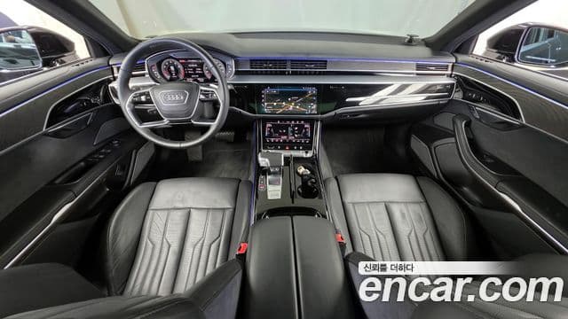 Audi A8 (D5) 4
