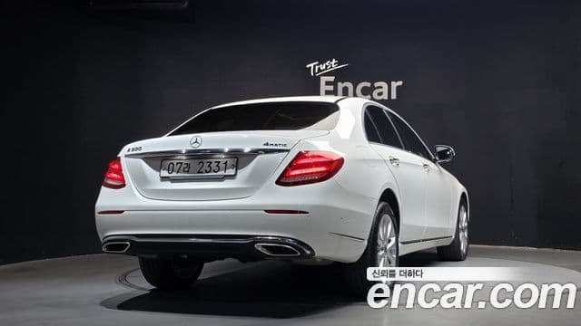 Mercedes-Benz E-Class W213 2