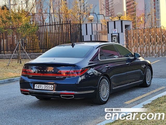 Genesis G90 2