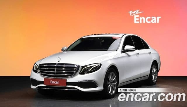 Mercedes-Benz E-Class W213 1