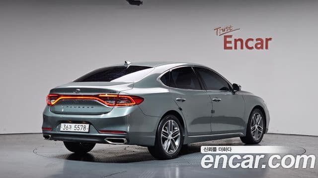 Hyundai Grandeur IG 2