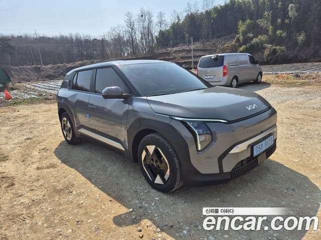 Kia EV3 4