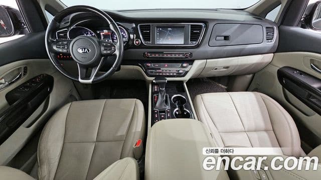 Kia The New Carnival 4