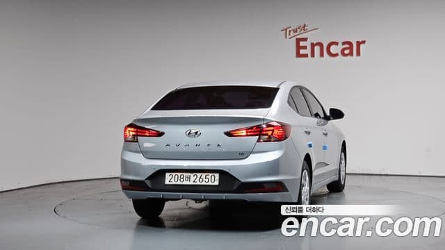 Hyundai The New Avante AD 3