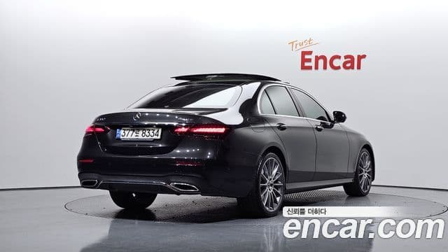 Mercedes-Benz E-Class W213 2