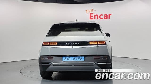 Hyundai Ioniq 5 4