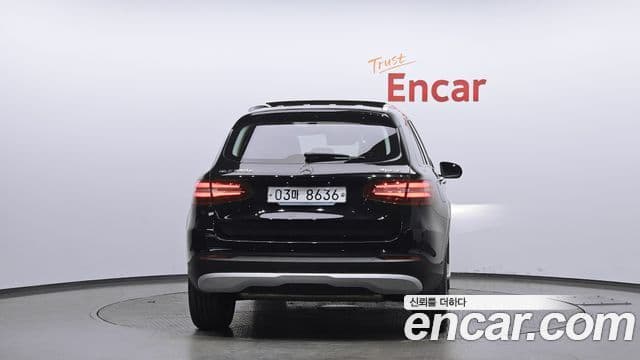 Mercedes-Benz GLC-Class X253 4