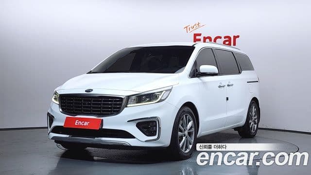 Kia The New Carnival — 1