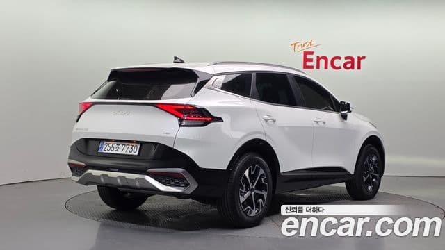 Kia Sportage 5th Gen Hybrid 2