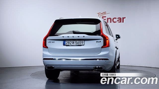 Volvo XC90 2nd Gen 4