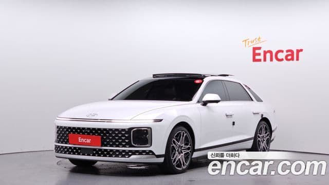 Hyundai Grandeur (GN7) 1