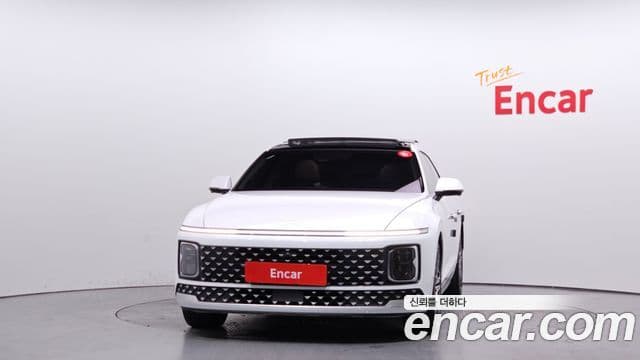 Hyundai Grandeur (GN7) 3