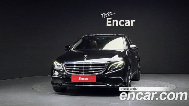 Mercedes-Benz E-Class W213 3