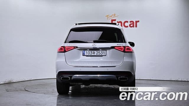 Mercedes-Benz GLE-Class W167 4