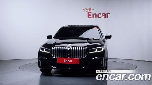 BMW 7 Series (G11) 2
