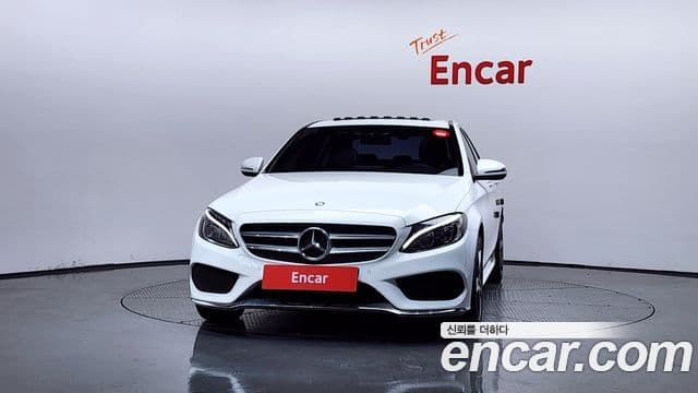 Mercedes-Benz C-Class W205 3