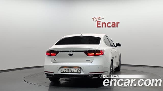 Kia All New K7 Hybrid 3