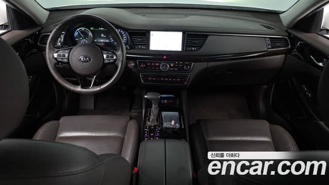 Kia All New K7 Hybrid 4