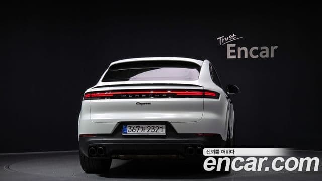 Porsche Cayenne (PO536) 4