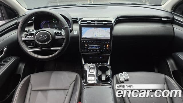 Hyundai Tucson (NX4) 4