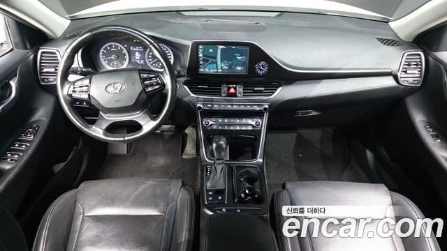Hyundai Grandeur IG 4